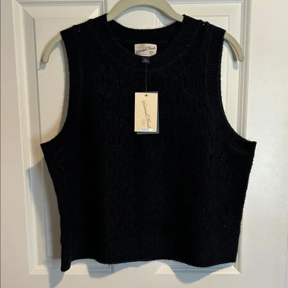 NWT Universal Thread Navy Blue Sweater Vest Women's Size XL - Picture 1 of 4